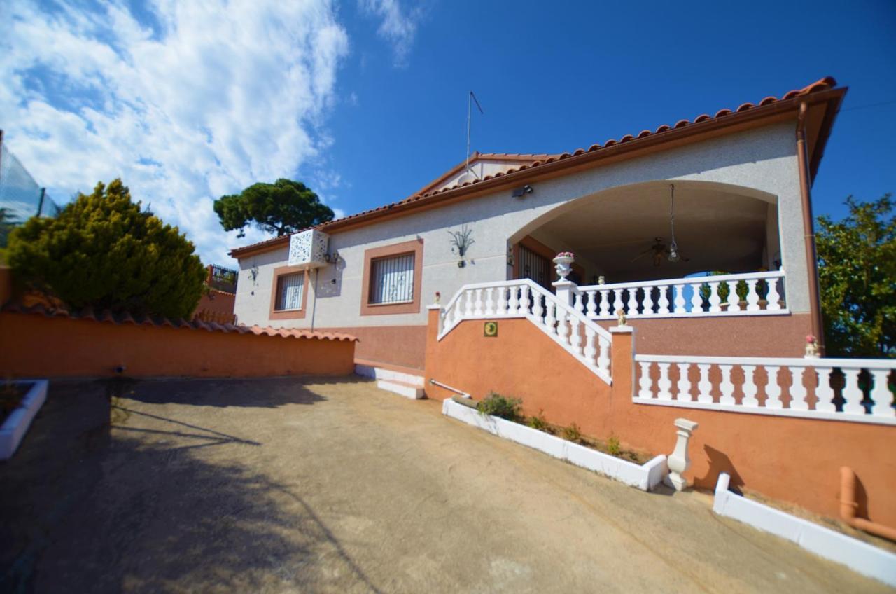 Villa Olombel Massanet De La Selva 外观 照片