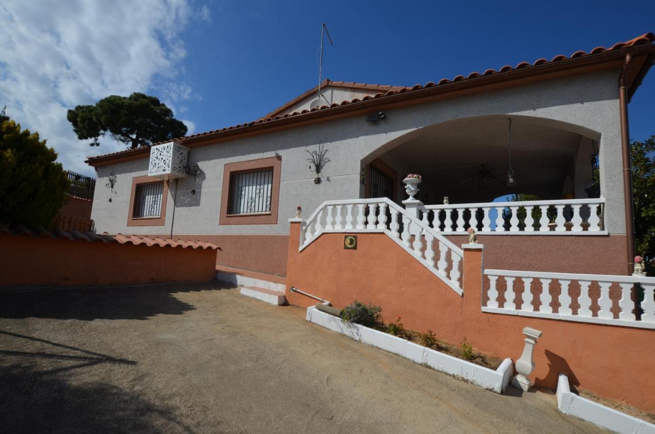Villa Olombel Massanet De La Selva 外观 照片